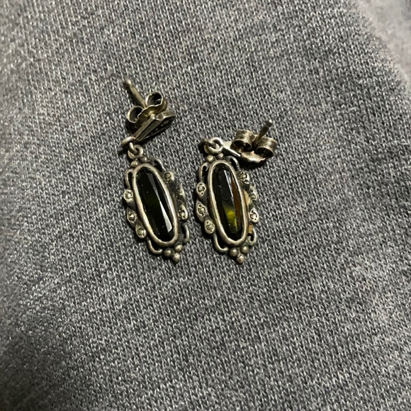 Black Victorian Studs - Picture 1 of 1